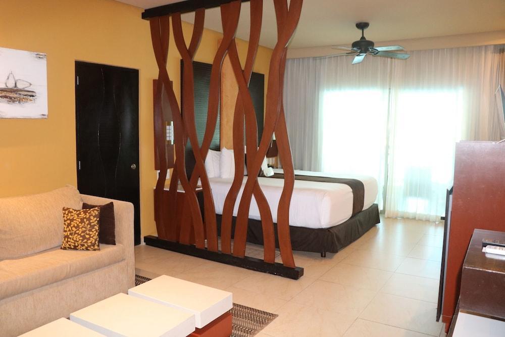 Generations Riviera Maya Family Resort Catamaran, Water Park & More Inclusive Puerto Morelos Exteriér fotografie